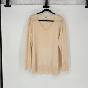 Neiman Marcus Women's Ivory Cashmere V neck Sweater - Plus 2X - Preppy - Classic